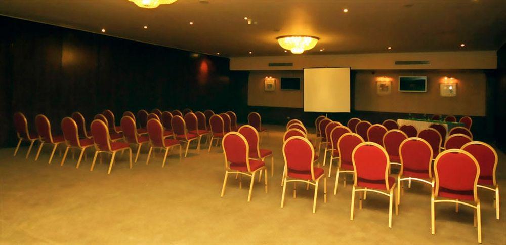 Porto Sokhna Pyramids Apartments Powered By Amer-Group Family Only アインソフナ エクステリア 写真