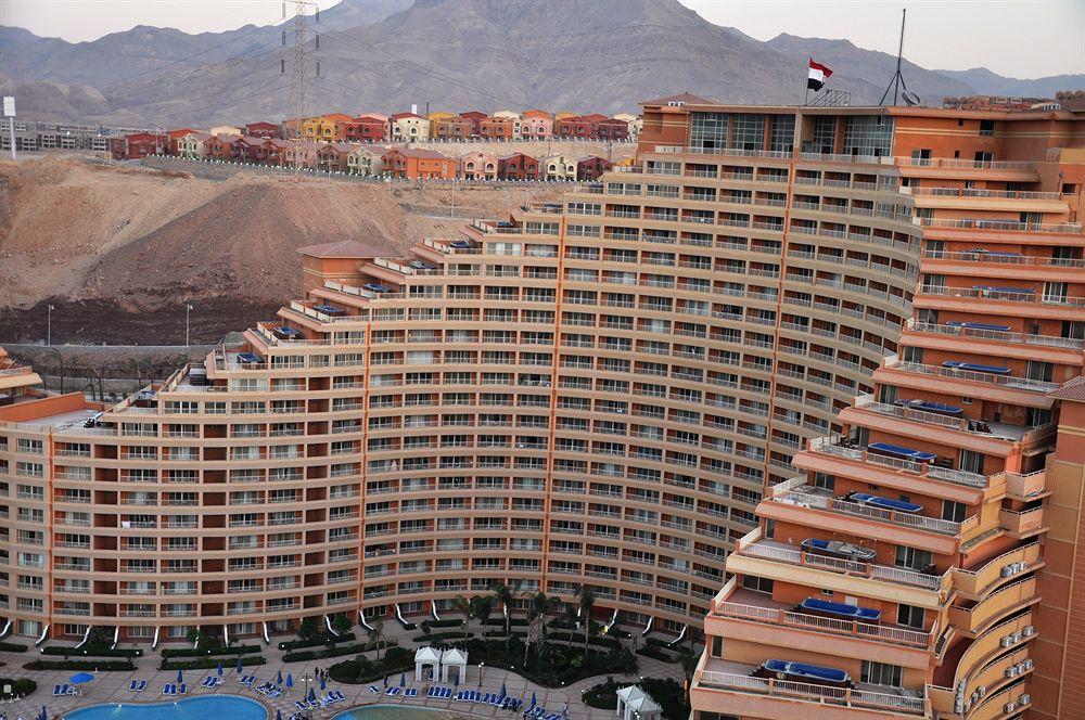 Porto Sokhna Pyramids Apartments Powered By Amer-Group Family Only アインソフナ エクステリア 写真