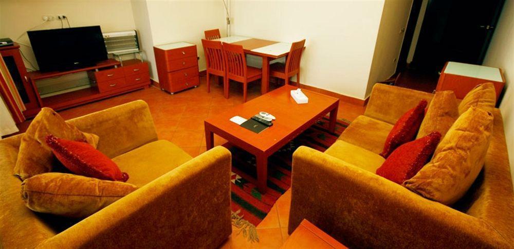 Porto Sokhna Pyramids Apartments Powered By Amer-Group Family Only アインソフナ エクステリア 写真