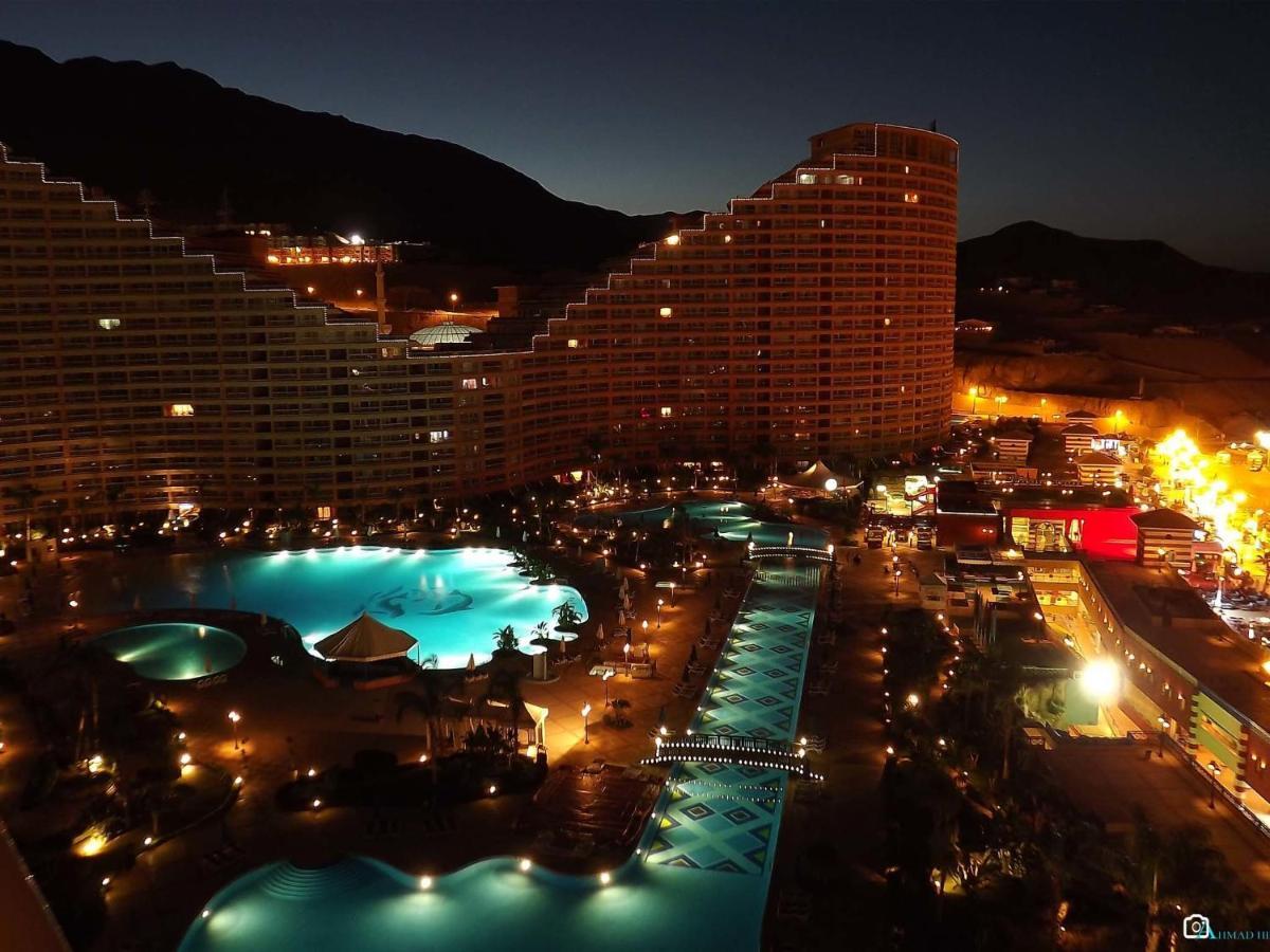 Porto Sokhna Pyramids Apartments Powered By Amer-Group Family Only アインソフナ エクステリア 写真